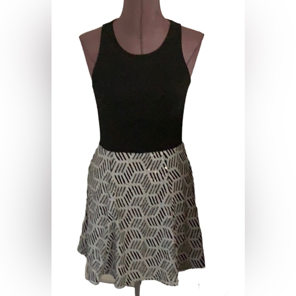 AQUA BLACK &WHITE SHORT DRESS.